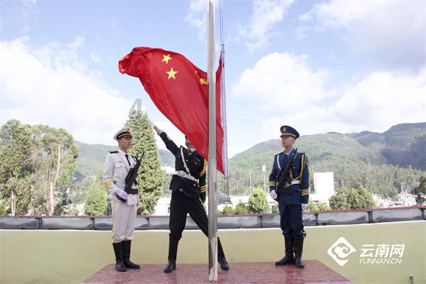 伍凤琴：甘做“护花使者”，呵护女性健康
